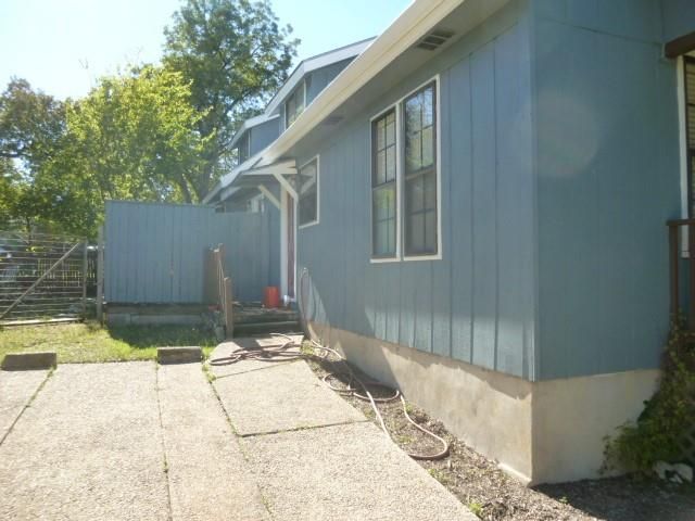 1609 W 11th ST, Austin, TX 78703