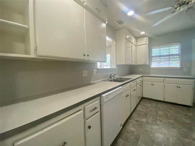 1609 W 11th ST, Austin, TX 78703