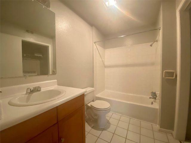 1609 W 11th ST, Austin, TX 78703