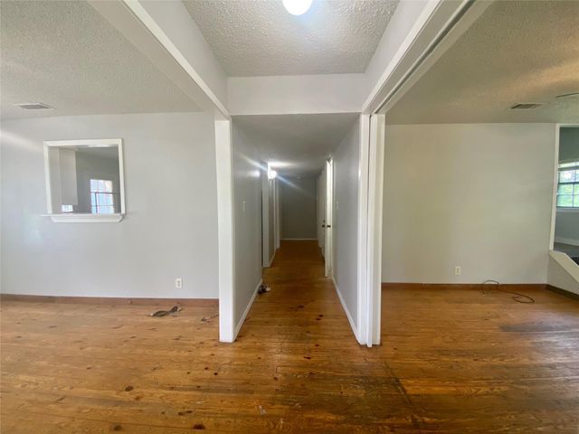 1609 W 11th ST, Austin, TX 78703