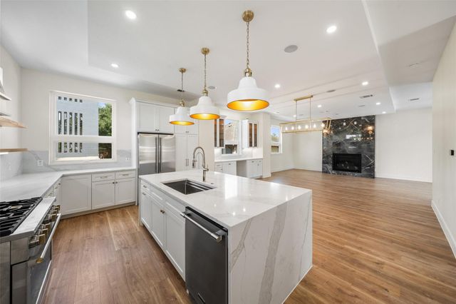 4208 Driscoll Street, Houston, TX 77098