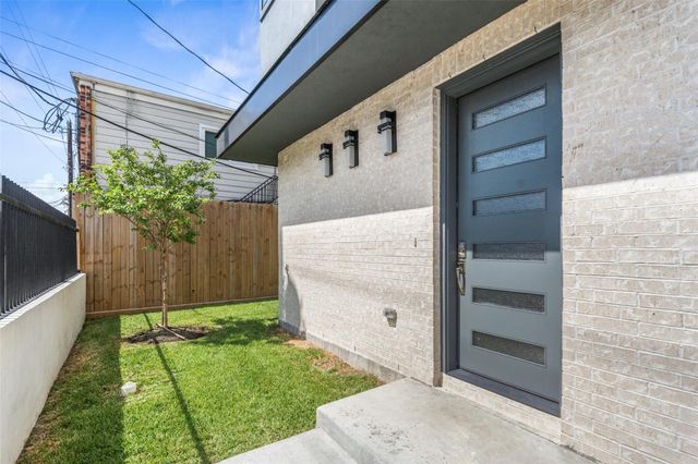 4208 Driscoll Street, Houston, TX 77098