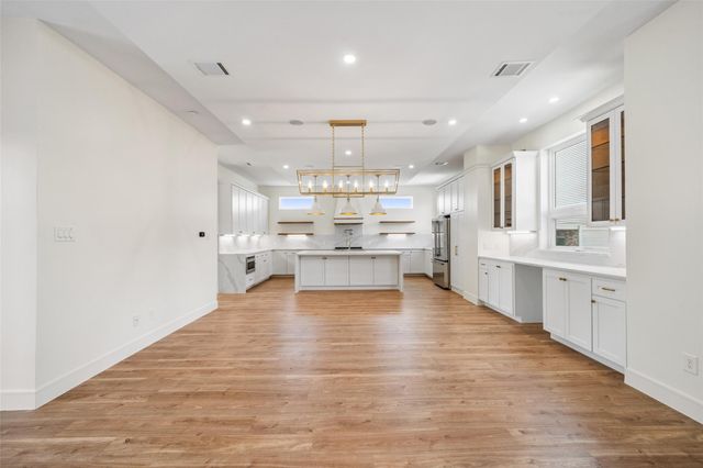 4208 Driscoll Street, Houston, TX 77098