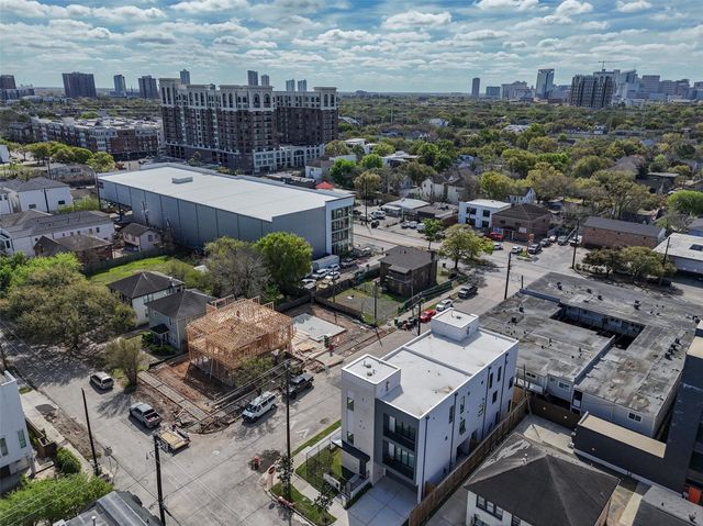 4208 Driscoll Street, Houston, TX 77098