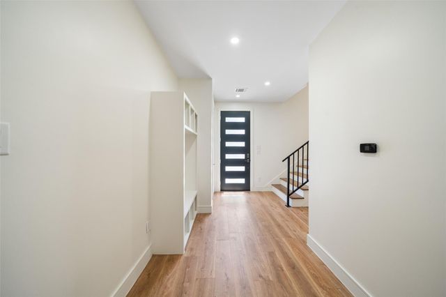 4208 Driscoll Street, Houston, TX 77098