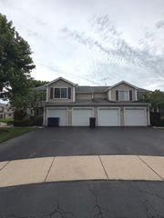 2123 Northwind Circle 2123, Schaumburg, IL 60194