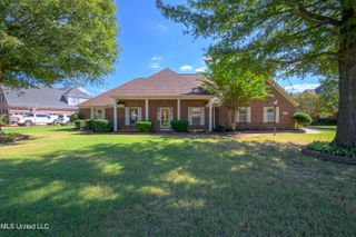 6658 Indigo Lake Drive, Olive Branch, MS 38654