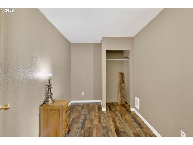 72 BRUNNING Rd, Stevenson, WA 98648