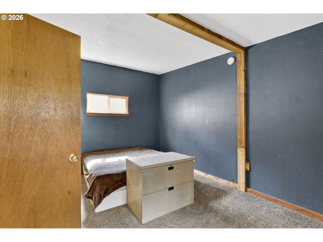 72 BRUNNING Rd, Stevenson, WA 98648