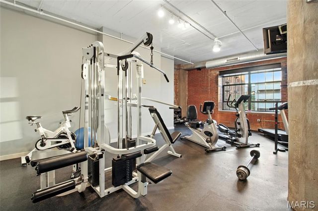 1627 Locust Street 202, St Louis, MO 63103