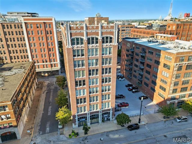 1627 Locust Street 202, St Louis, MO 63103