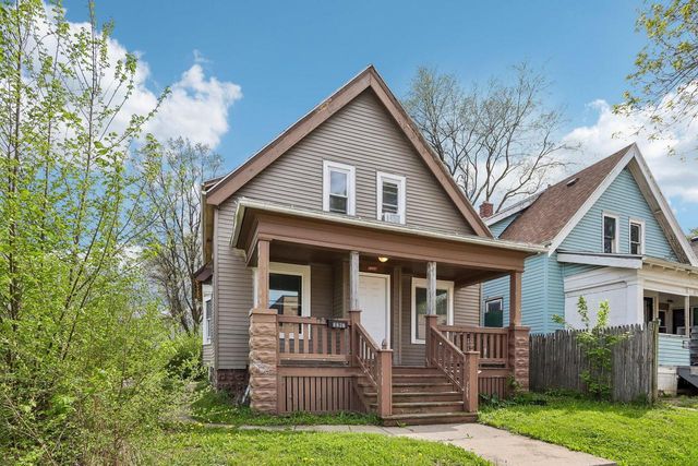 3207 Auer AVENUE, Milwaukee, WI 53216