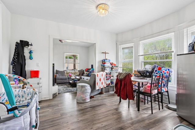 3207 Auer AVENUE, Milwaukee, WI 53216