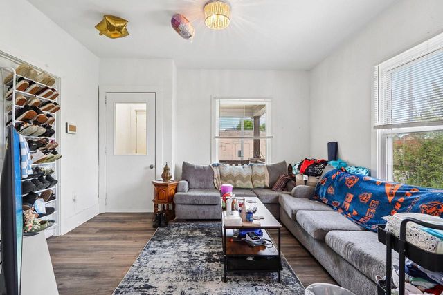 3207 Auer AVENUE, Milwaukee, WI 53216