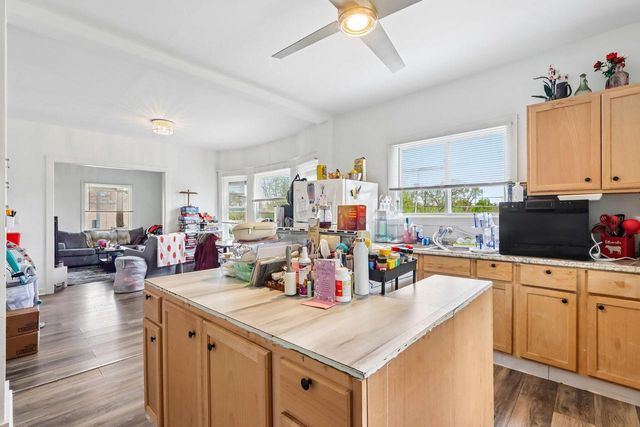 3207 Auer AVENUE, Milwaukee, WI 53216