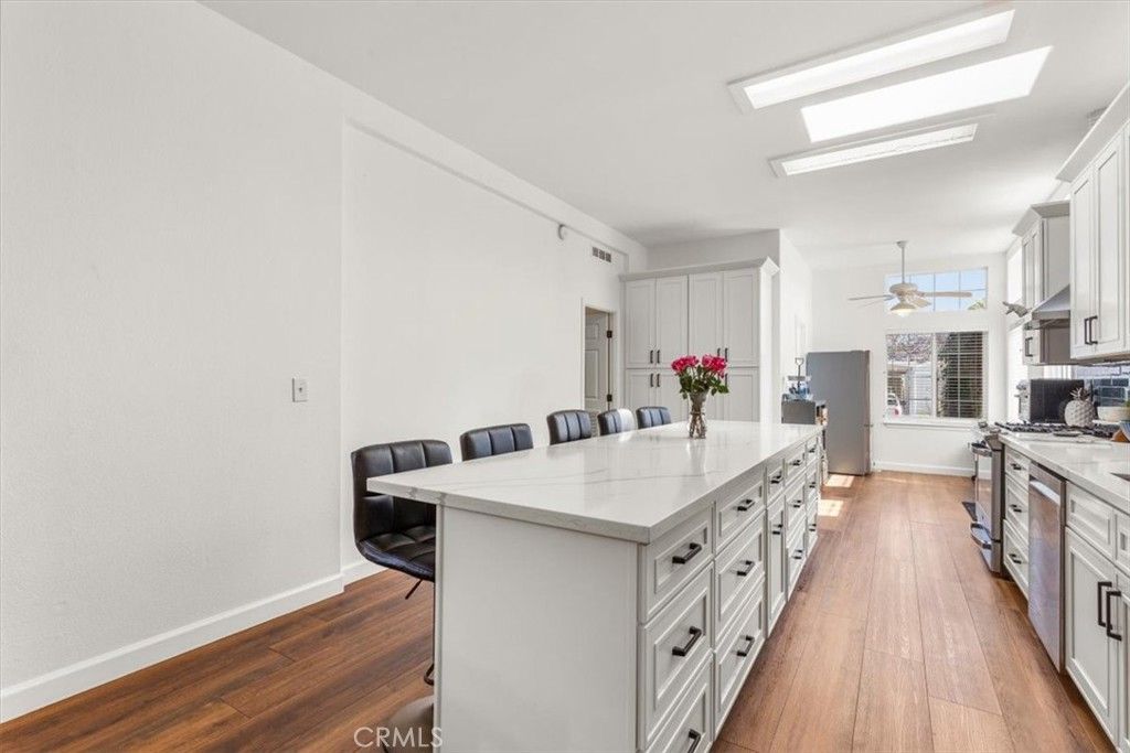 Image 18 of property listing at 201 Crow Lane, Fountain Valley, CA 92708