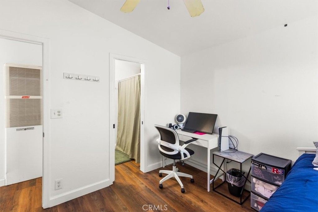 Image 27 of property listing at 201 Crow Lane, Fountain Valley, CA 92708