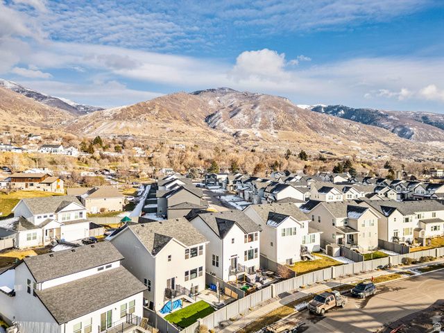 915 N EVELYN ST, Farmington, UT 84025