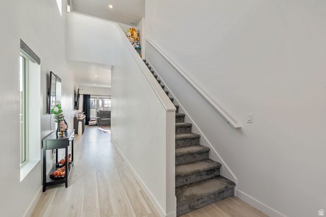 915 N EVELYN ST, Farmington, UT 84025