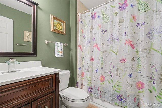 9560 Banyon Tree Court, St Louis, MO 63126