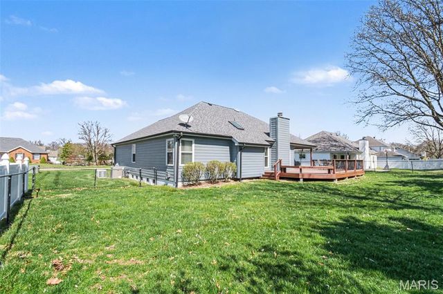 9560 Banyon Tree Court, St Louis, MO 63126