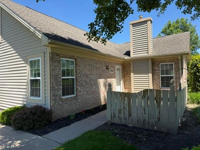 1402 Willow Brook Drive NE, Warren, OH 44483