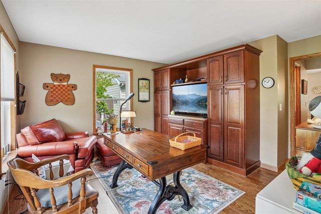 4242 Glen Eden Court, Ann Arbor, MI 48103