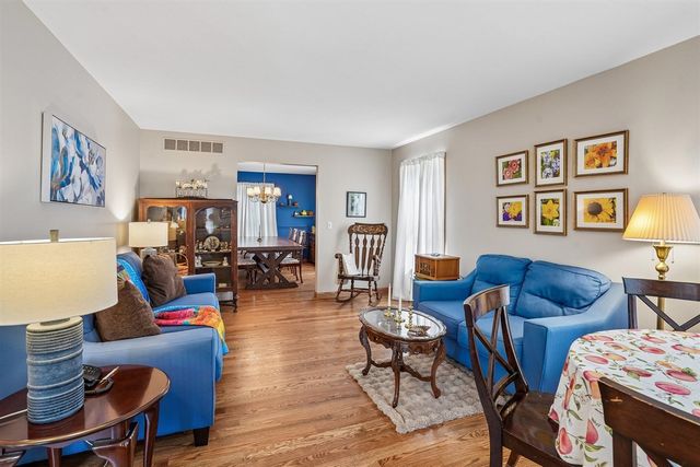 4242 Glen Eden Court, Ann Arbor, MI 48103