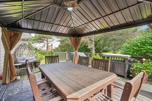 4242 Glen Eden Court, Ann Arbor, MI 48103