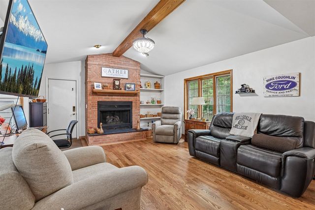 4242 Glen Eden Court, Ann Arbor, MI 48103