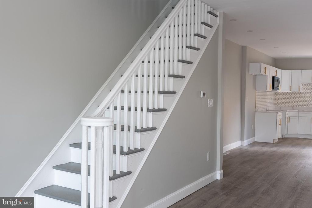 1160 LANSDOWNE AVE, CAMDEN, NJ 08104 — photo 4