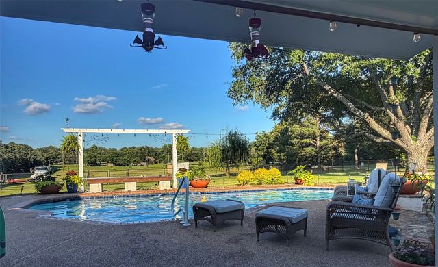 6155 Stephenson Levy Road, Fort Worth, TX 76140