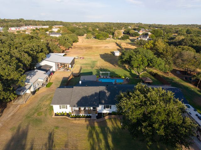 6155 Stephenson Levy Road, Fort Worth, TX 76140