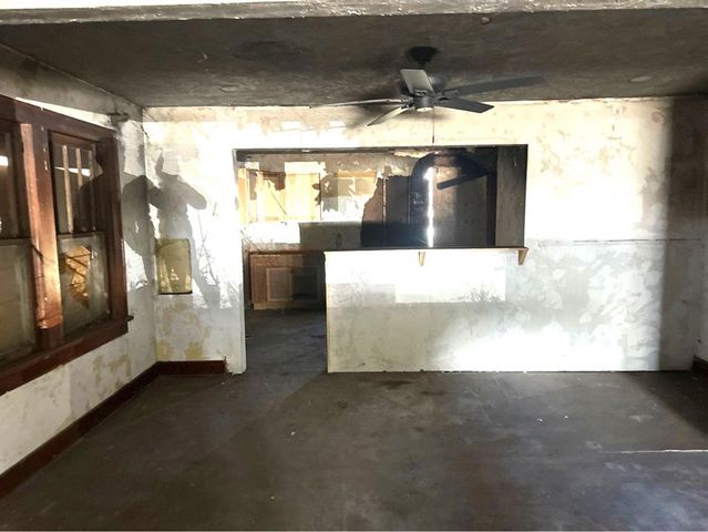 3831 NW 10th Street, Oklahoma City, OK 73107