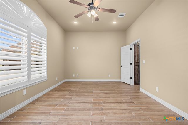 225 Plum Circle, Killeen, TX 76549