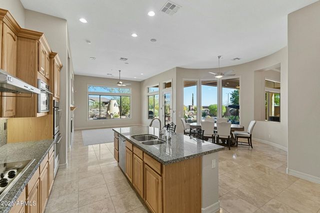 41601 N RIVER BEND Road, Anthem, AZ 85086