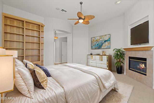 41601 N RIVER BEND Road, Anthem, AZ 85086