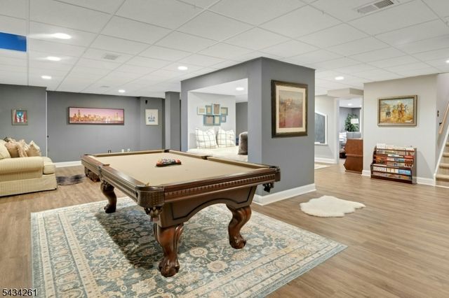 5 Coe Farm Rd, Mendham Twp., NJ 07945
