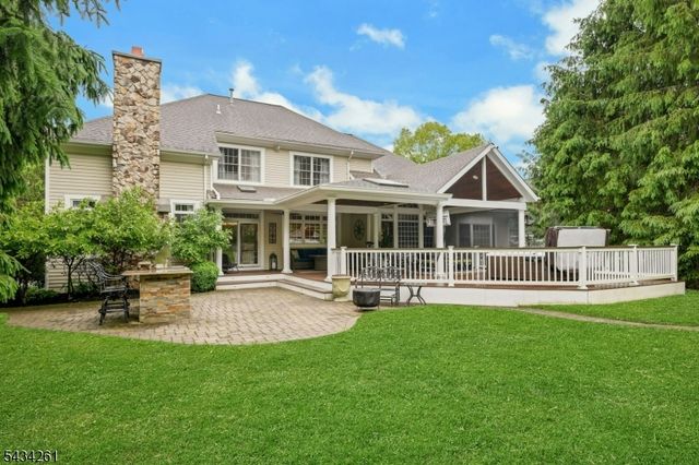 5 Coe Farm Rd, Mendham Twp., NJ 07945