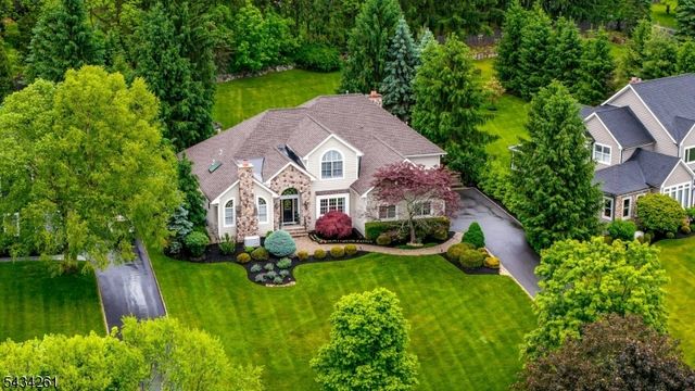 5 Coe Farm Rd, Mendham Twp., NJ 07945