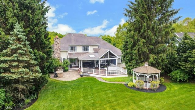 5 Coe Farm Rd, Mendham Twp., NJ 07945