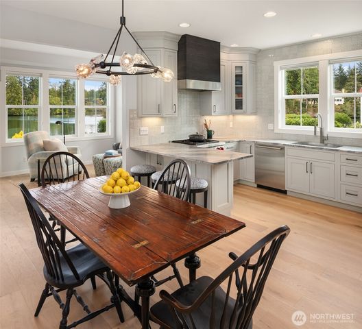 220 Anchor Lane, Port Ludlow, WA 98365
