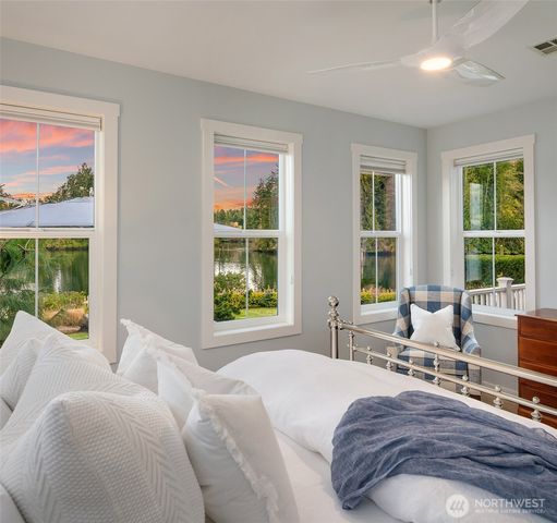 220 Anchor Lane, Port Ludlow, WA 98365