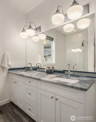 220 Anchor Lane, Port Ludlow, WA 98365