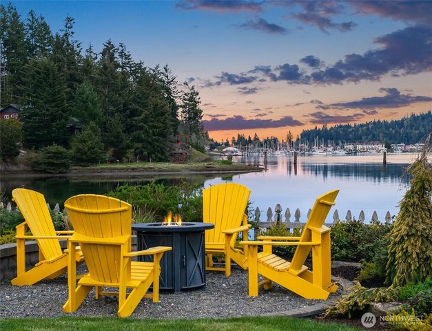 220 Anchor Lane, Port Ludlow, WA 98365