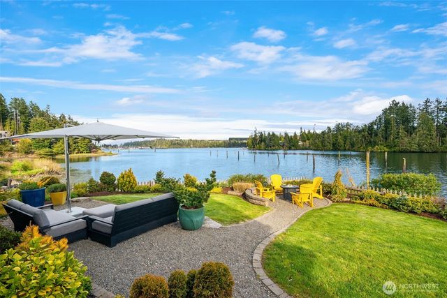 220 Anchor Lane, Port Ludlow, WA 98365