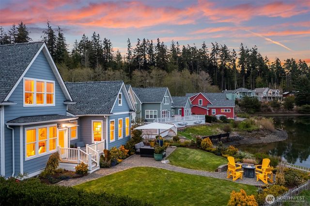 220 Anchor Lane, Port Ludlow, WA 98365