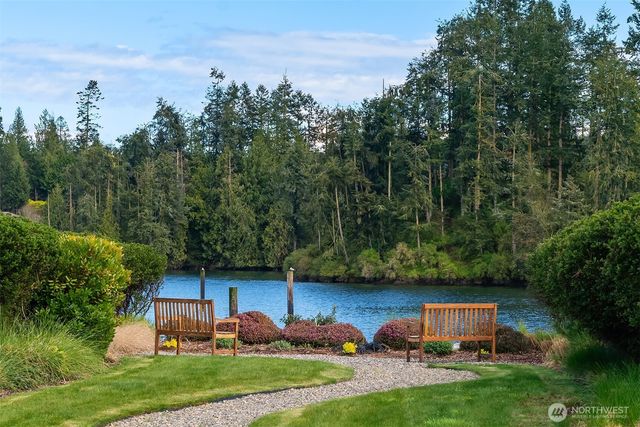 220 Anchor Lane, Port Ludlow, WA 98365