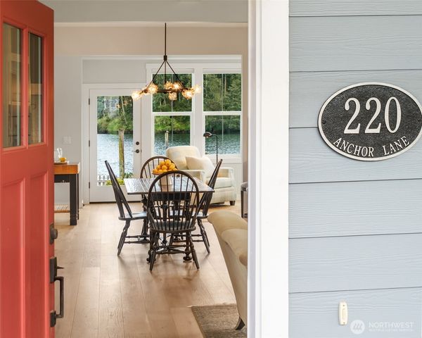 220 Anchor Lane, Port Ludlow, WA 98365