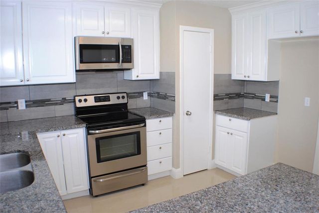 227 Shiloh Drive, Richmond, TX 77469